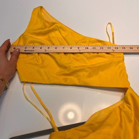 Runaway the Label Yellow Sordec Cutout One Shoulder Dress Small - Picture 11 of 13